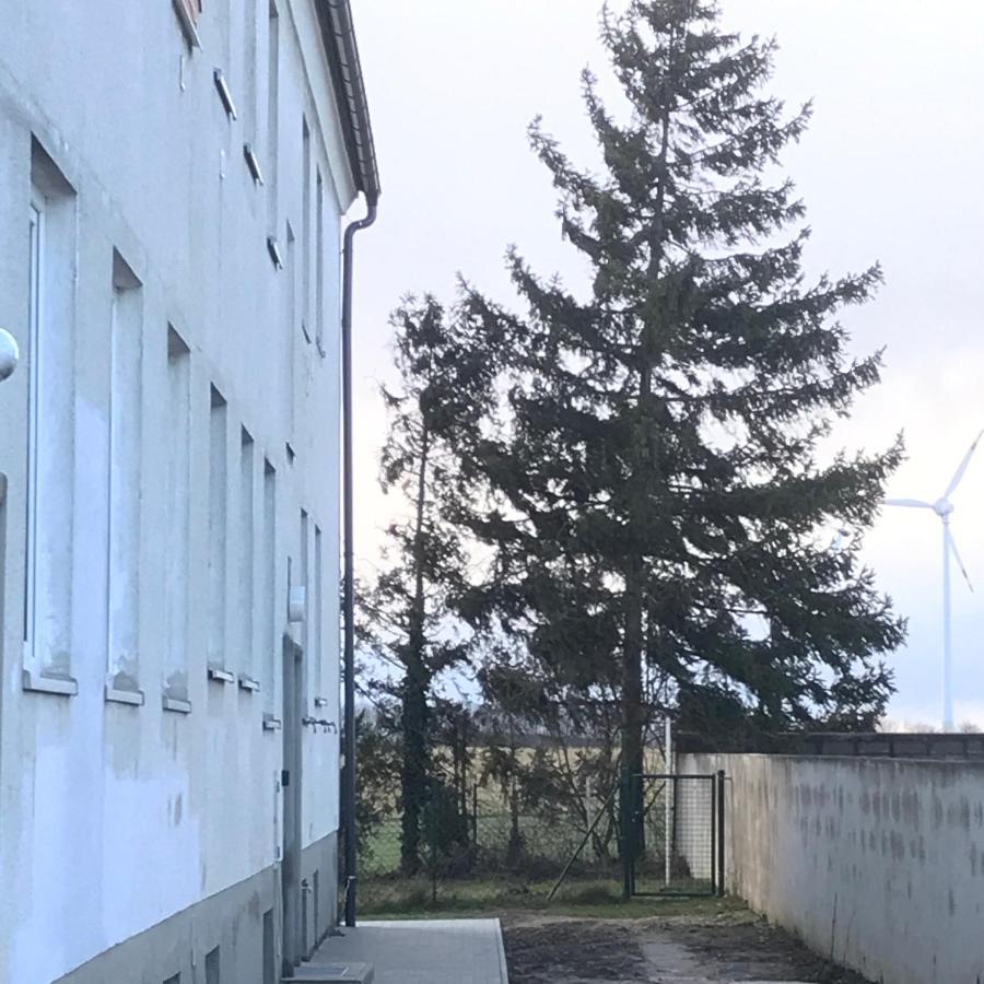 Lg Living Apartment Stockerau Exterior photo
